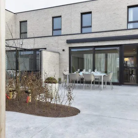 Huis Aan Zee Zeezucht בית נופש